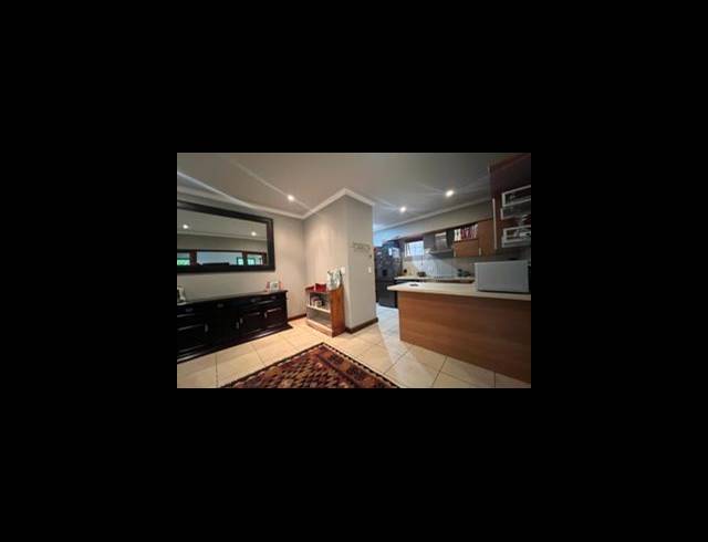 3 BEDROOM HOUSE FOR SALE IN MENLO PARK